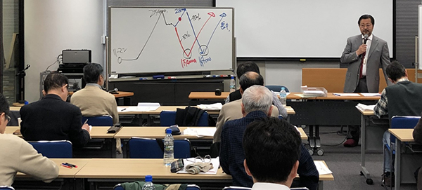 浅井隆講演中